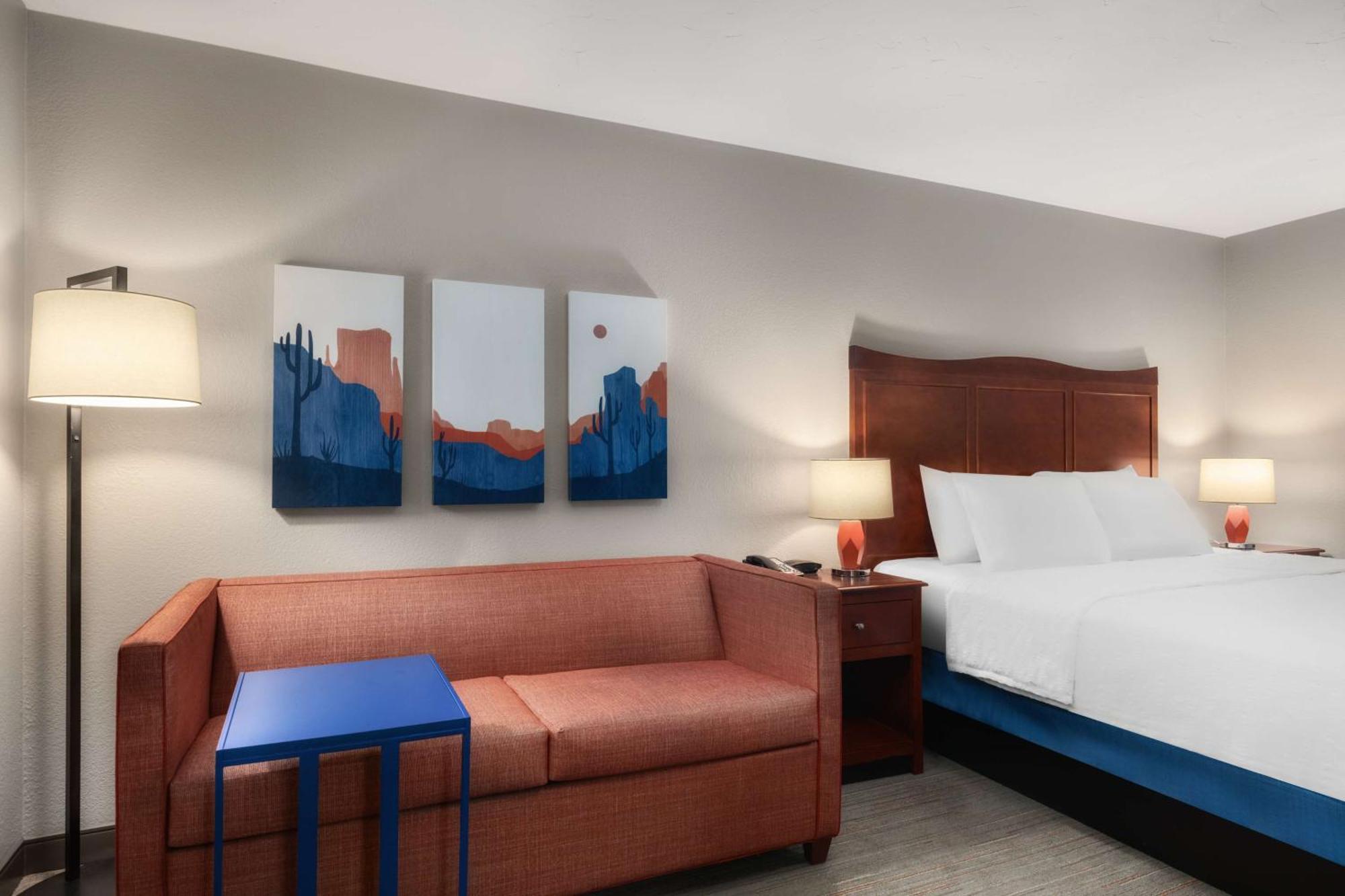 Hampton Inn&suites El Paso-airport Hotel 3*