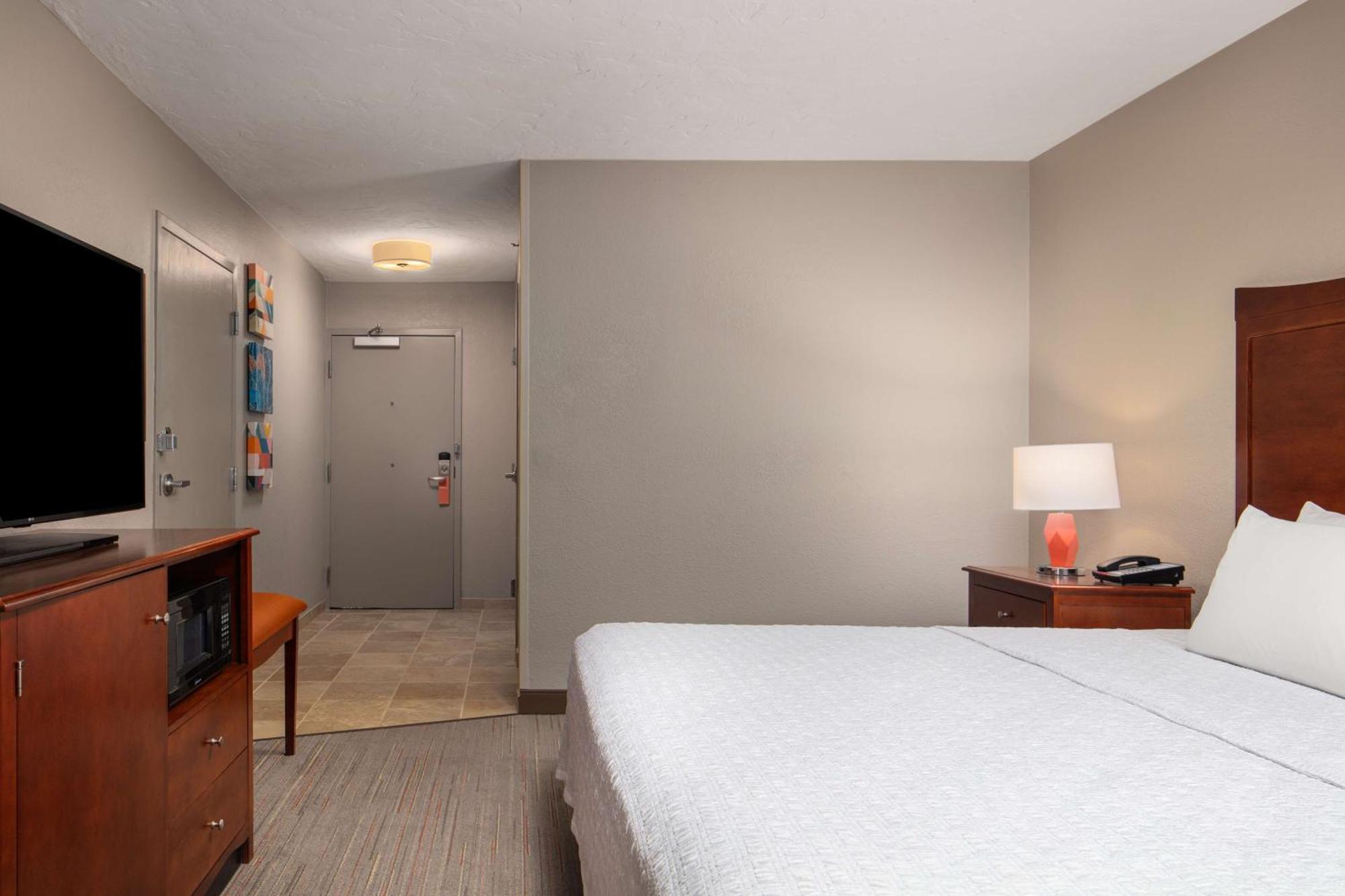 Hampton Inn&suites El Paso-airport Hotel