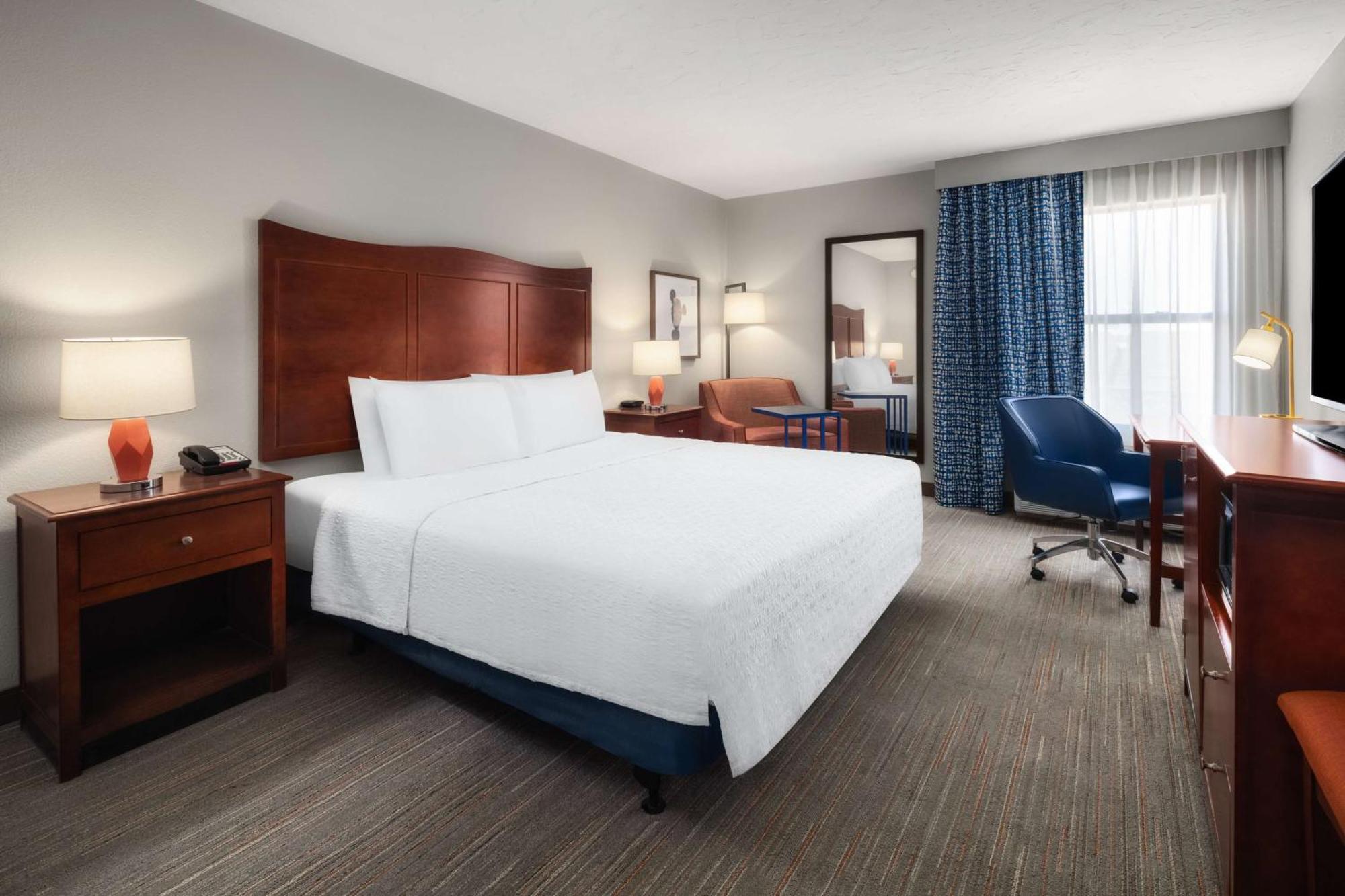 Hampton Inn&suites El Paso-airport 3*